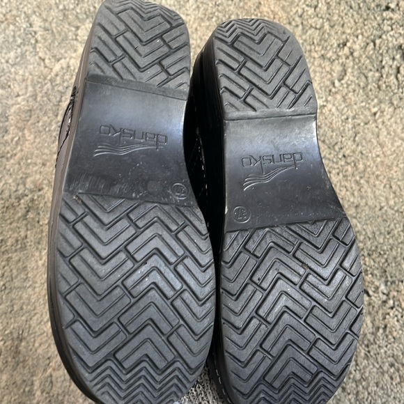 Clogs - Picture 3 of 3